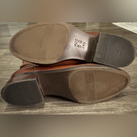 Naturalizer Wide Calf Boots - Picture 6 of 6